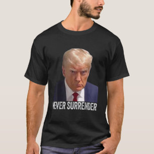 Trump nunca renunció a la camiseta de Trump sin di