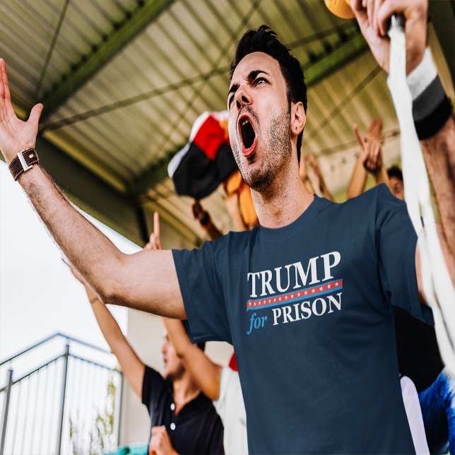 TRUMP POR PRISIÓN Camiseta anti Trump (Subido por el creador)