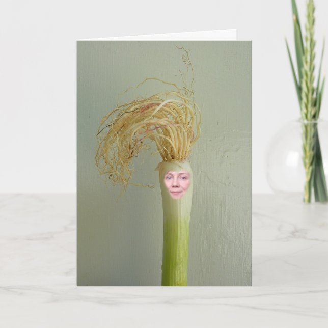 Tu cara sobre la tarjeta de cebolla de primavera (Anverso)