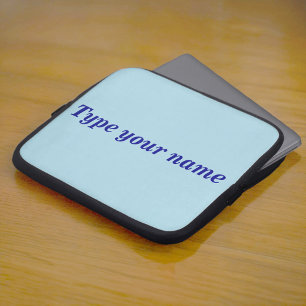 Tu nombre en funda para portátil azul claro
