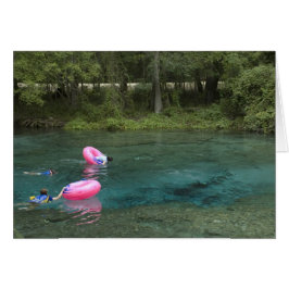 Tubers en la tarjeta en blanco de primavera