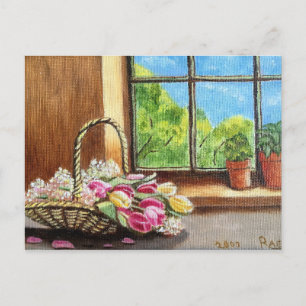 Tulipanes en la tarjeta postal de la ventana