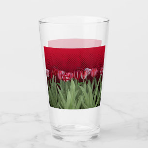 Tulipanes rojos sobre degradado