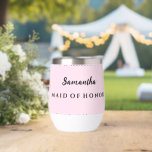 Tumbler de vino de honor<br><div class="desc">Este vaso de vino aislado se muestra en blanco con una muestra de nombre personalizado de criada de honor. El Personalizar color de énfasis rosa claro  este elemento y cambia el nombre de ejemplo al tuyo.</div>