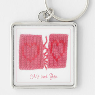 TWO HEARTS KNIT Llavero Cuadrado Premium + Texto