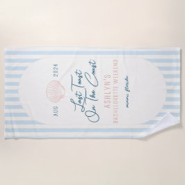 Última tostada en la toalla de la playa de Bachelo