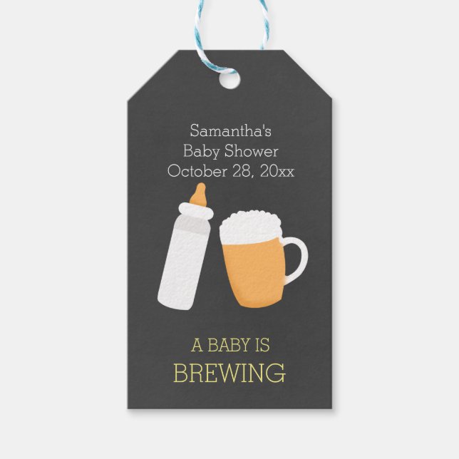 Un bebé está preparando la etiqueta de regalo de b (Anverso)