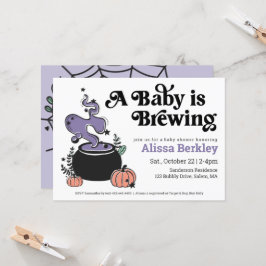 Un bebé está preparando la invitación de Baby Show