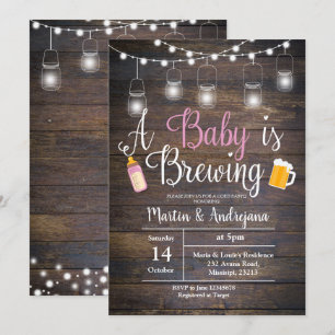 Un bebé está preparando una invitación Chica invit