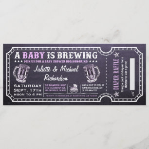 Un bebé prepara invitaciones para entradas de Baby