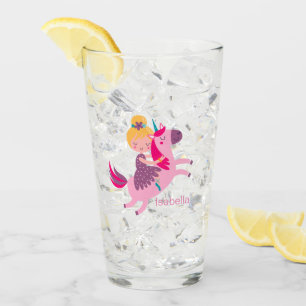 Un Chica amarillo morado monta en unicornio