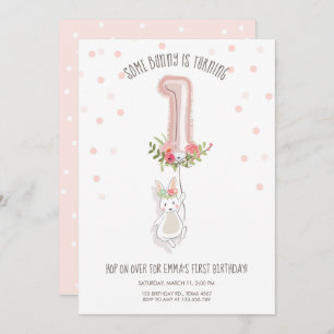Un conejito Chica de la invitación al cumpleaños e