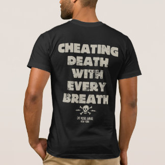 Un garaje de níquel destrozando camiseta de muerte