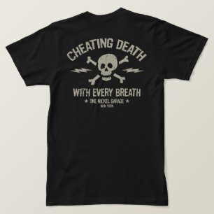 Un garaje de níquel / una camiseta de muerte que s