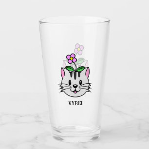Un gato Personalizado con flor en la cabeza