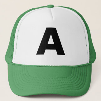 Un gorra verde del visera para los contables y los