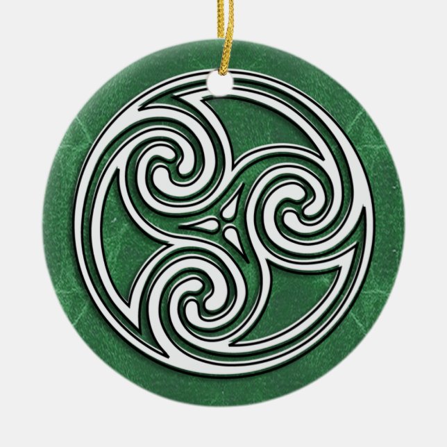 Un gran ornamento céltico o irlandés de la foto (Frente)