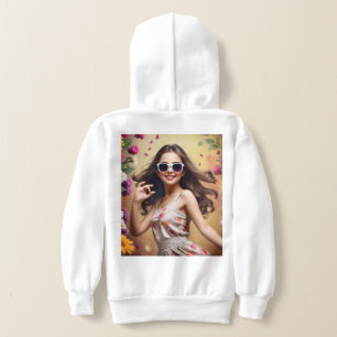 Un hermoso Chica bailarín con gafas de sol