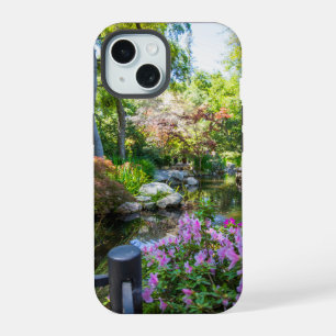 un hermoso paisaje primaveral en el jardín