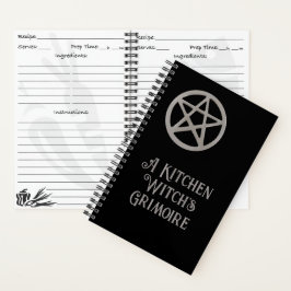 Un libro de recetas en blanco grimoire de bruja