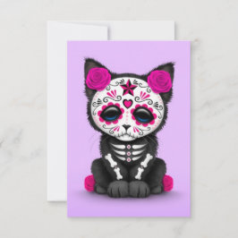 Un lindo día rosado del gato gatito muerto, morado