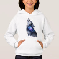 Un lobo aullando en una galaxia estrellada