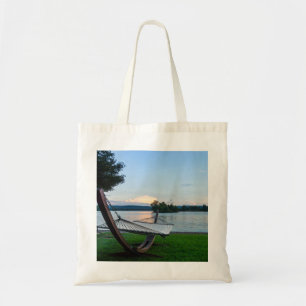 Un Lugar Para Relajarse Con La Bolsa De Toallas