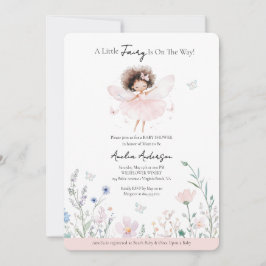 Un pequeño hada está en la ruta de la invitación a