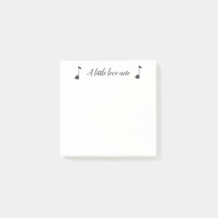 Un poco cuaderno de notas pegajoso de la nota del