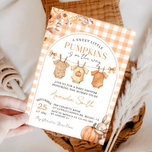 Un poco de calabaza cayó en la invitación de Baby 