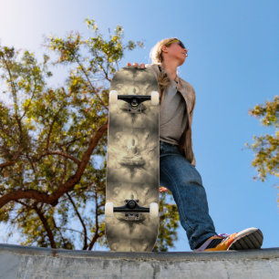 Un Skateboard Verde Completa Prefabricado En Buda