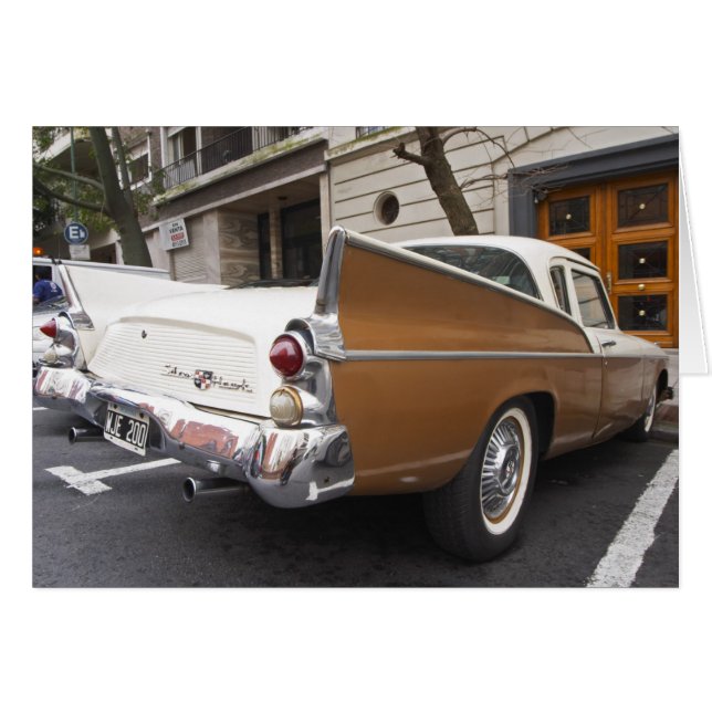 Un Studebaker Silver Hawk Classic Car estacionado  (Anverso (Horizontal))