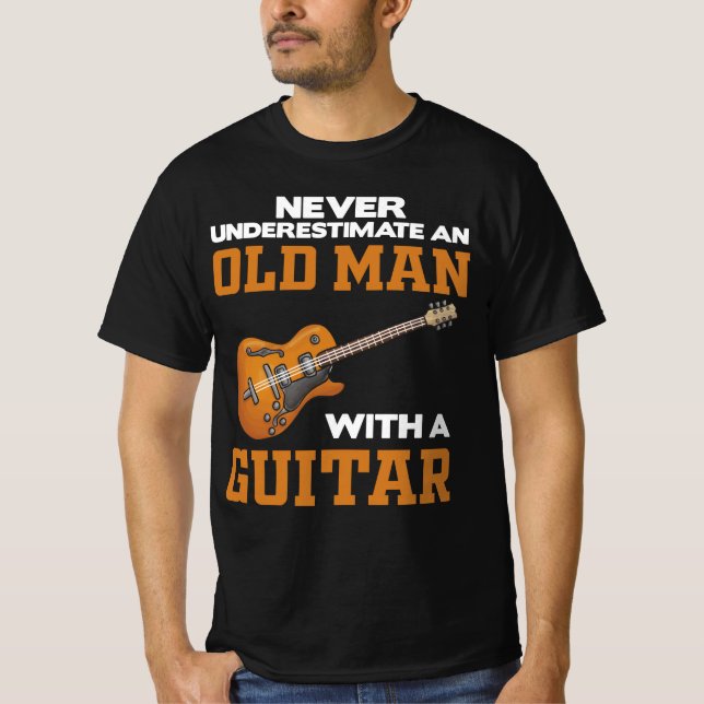 Un Viejo Con Una Camiseta Negra De Guitarra (Anverso)
