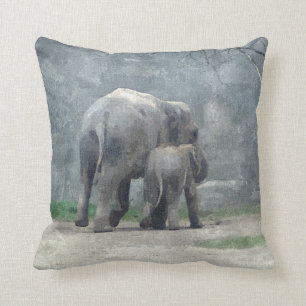 Una almohada del elefante del amor de madres