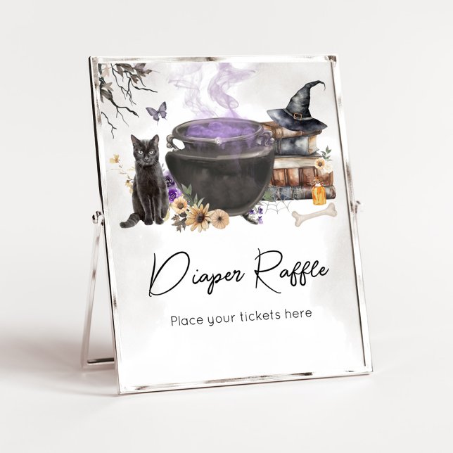 Una Bebé se Está Gestando Señal de Rifa de Pañales (Purple Witch Cauldron Baby Shower Diaper Raffle Sign)