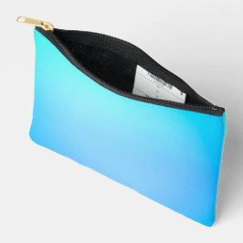 Una bolsa con gradiente de tonos de azul