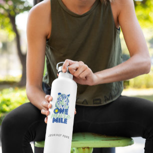 Una botella de agua motivada por el tigre azul más