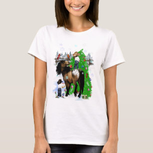 Una camisa del navidad del caballo y del niño