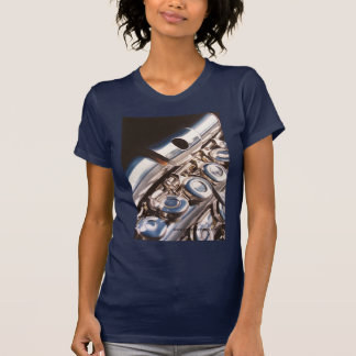 Una camiseta de la flauta de tres pedazos