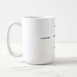 una divertida medición de la taza de café