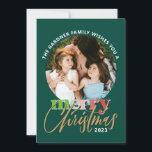 Una Feliz Navidad<br><div class="desc">Haz que el mensaje sea tuyo con esta tarjeta de Navidades personalizable. Añade cualquier frase que te guste alrededor de tu foto en el medio. ‘Feliz Navidad" está debajo en una mezcla de tipos de letra de escritura dibujados a mano y en bloque. También elija entre un respaldo blanco o...</div>