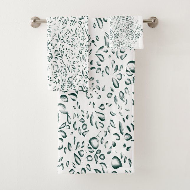 Una gota de plata choca con un estanque de líquido (In situ)