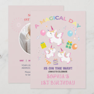 Una invitación de cumpleaños de unicornio mágico