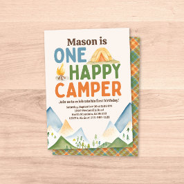 Una invitación feliz de cumpleaños de camper