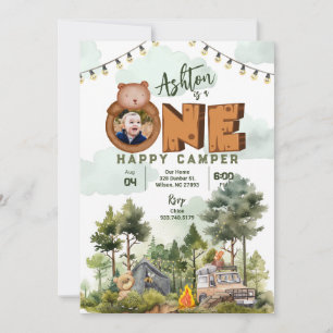 Una invitación feliz de cumpleaños de camper con f