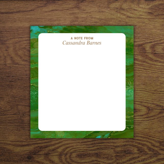 Una Nota Del Bloc De Notas Personalizado (Personalized name notepad with emerald green border.)