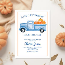 Una pequeña invitación de baby shower de calabaza