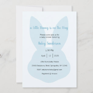 Una pequeña invitación de conejito en camino