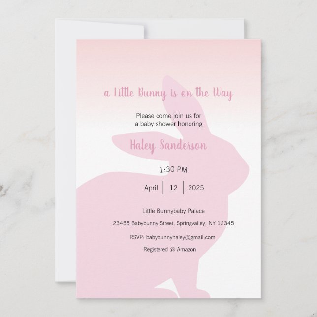 Una pequeña invitación de conejito en camino (Anverso)