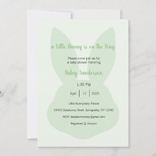 Una pequeña invitación de conejo en camino